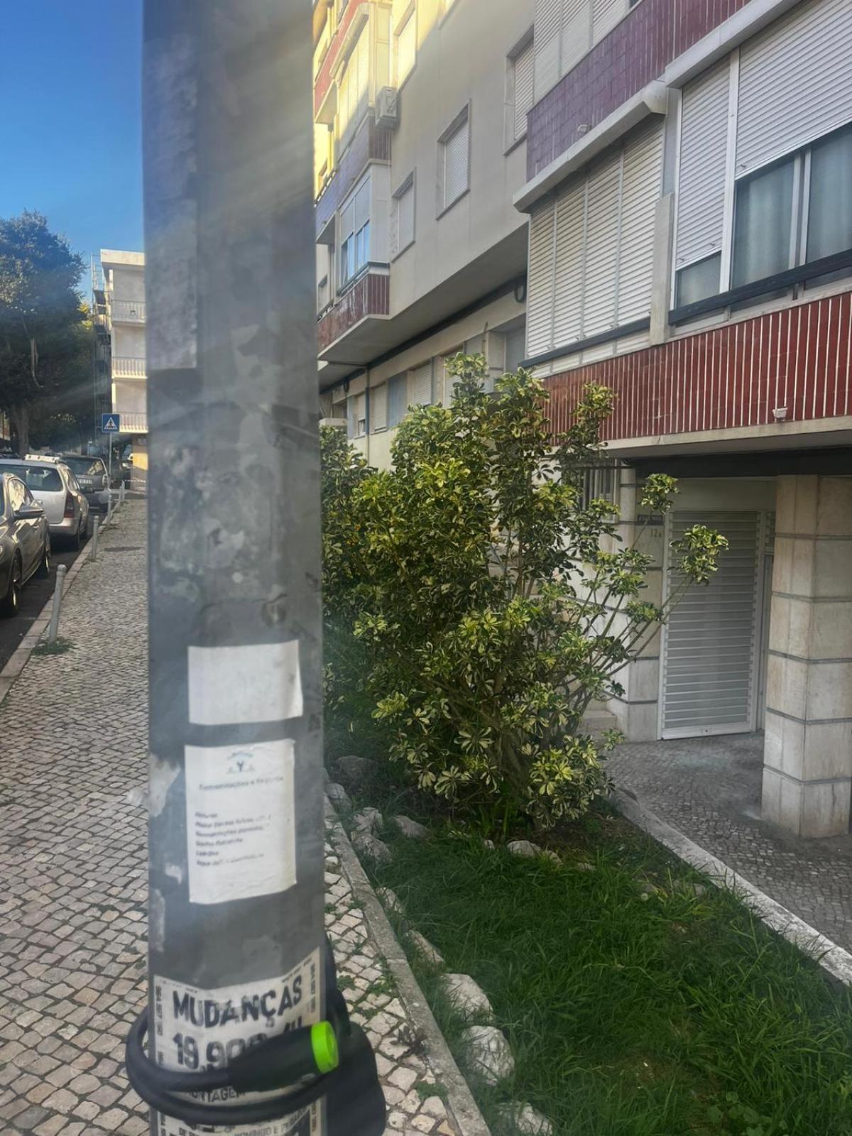 Lovely 3-Bedroom Condo W/ Free Parking On Premises Queluz Eksteriør bilde